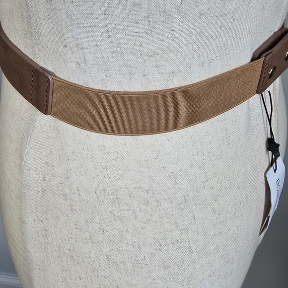 BCBGeneration New Tan Cognac O-Ring Knot Vegan Leather Statemen Belt Size M/L - Picture 7 of 11